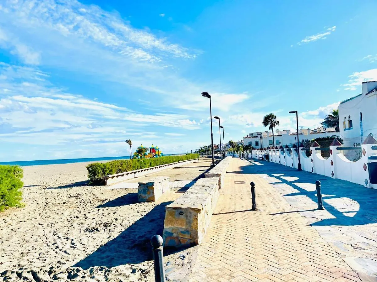 Lux Home Marina Casares Beach San Luis de Sabinillas 0*,  İspanya